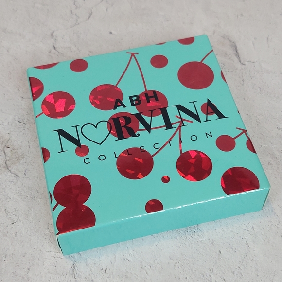 BNIB ABH Norvina Mini Pro Pigment Palette Vol. 3